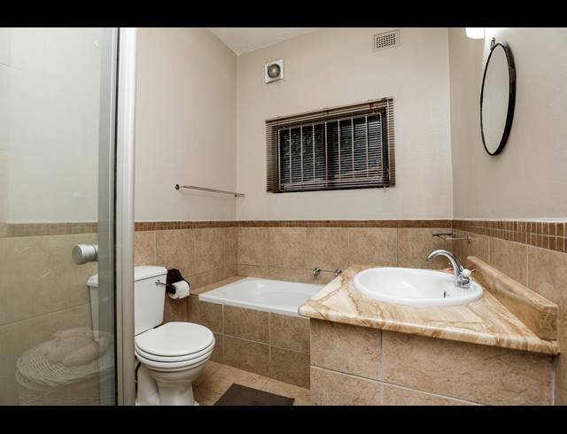 3 BEDROOM APARTMENT FOR SALE IN UMHLANGA RIDGE